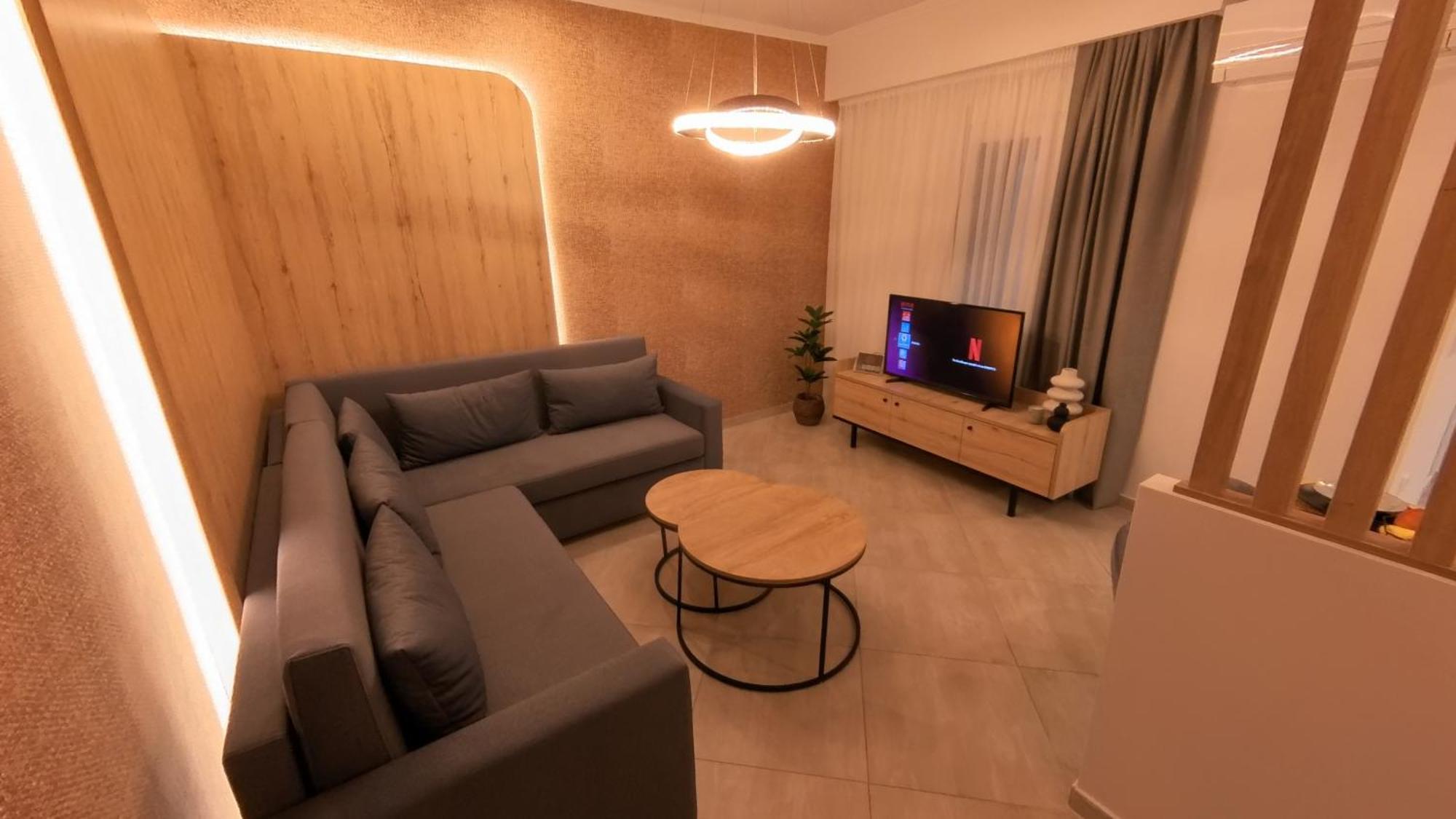 Mouson Luxury Suite With Free Private Parking Kavála ภายนอก รูปภาพ