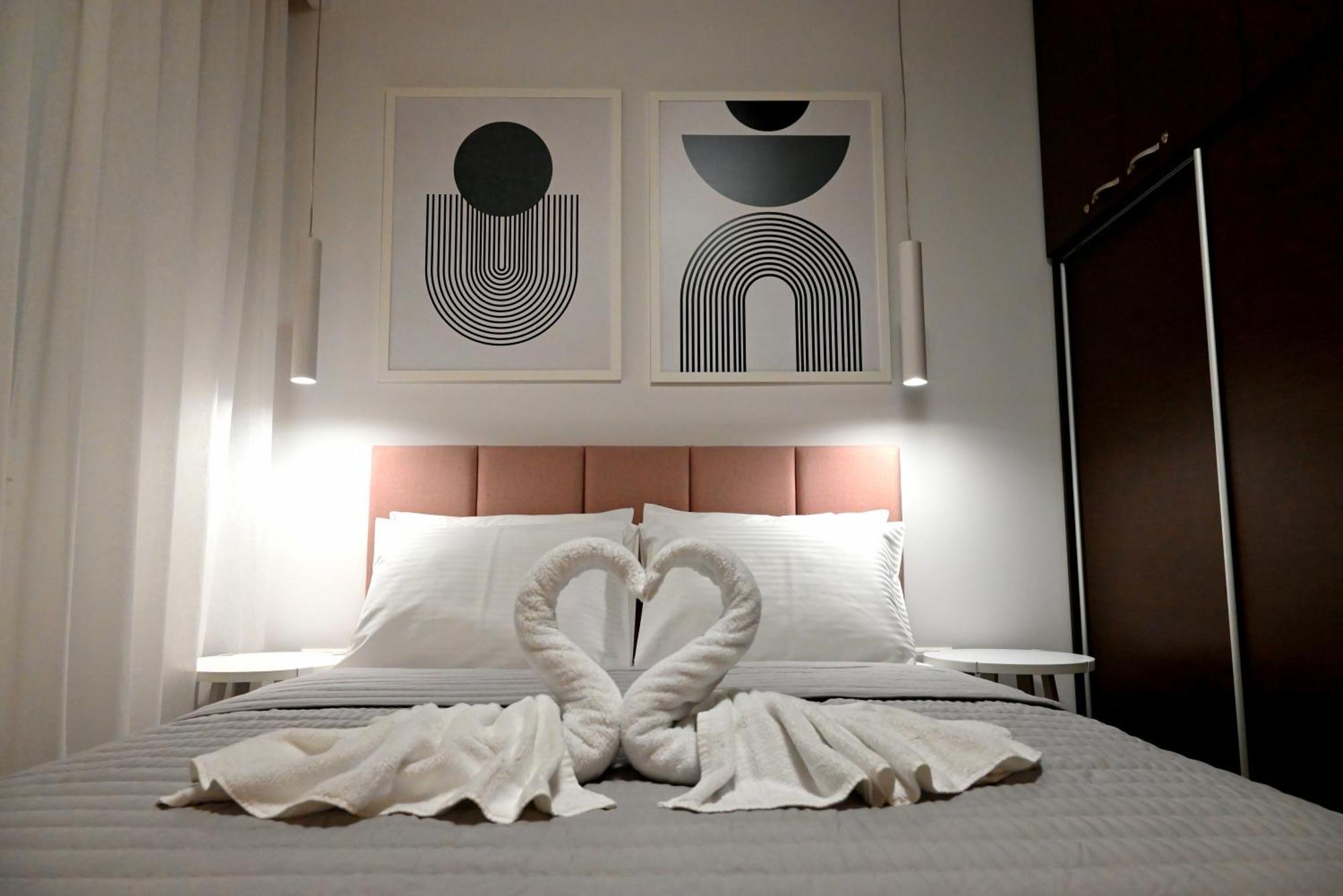 Mouson Luxury Suite With Free Private Parking Kavála ภายนอก รูปภาพ