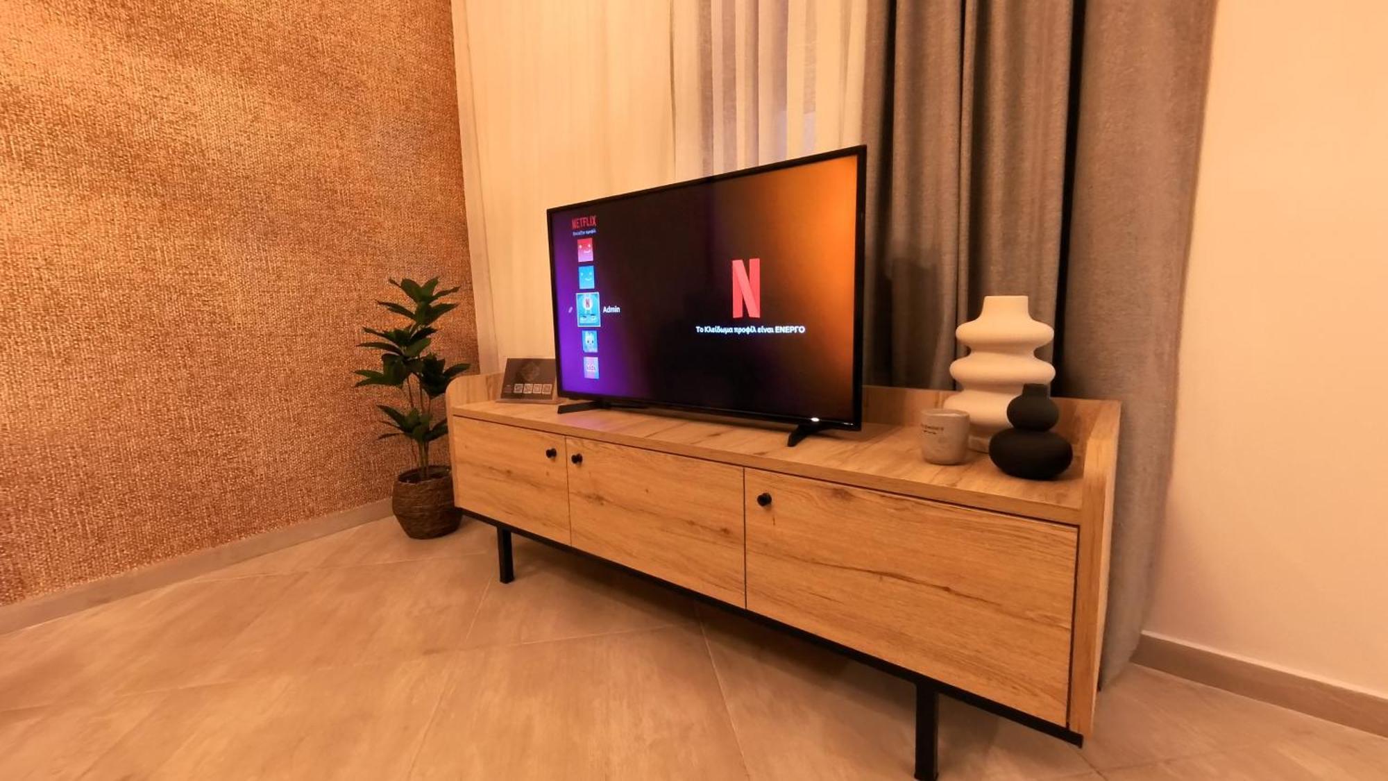 Mouson Luxury Suite With Free Private Parking Kavála ภายนอก รูปภาพ