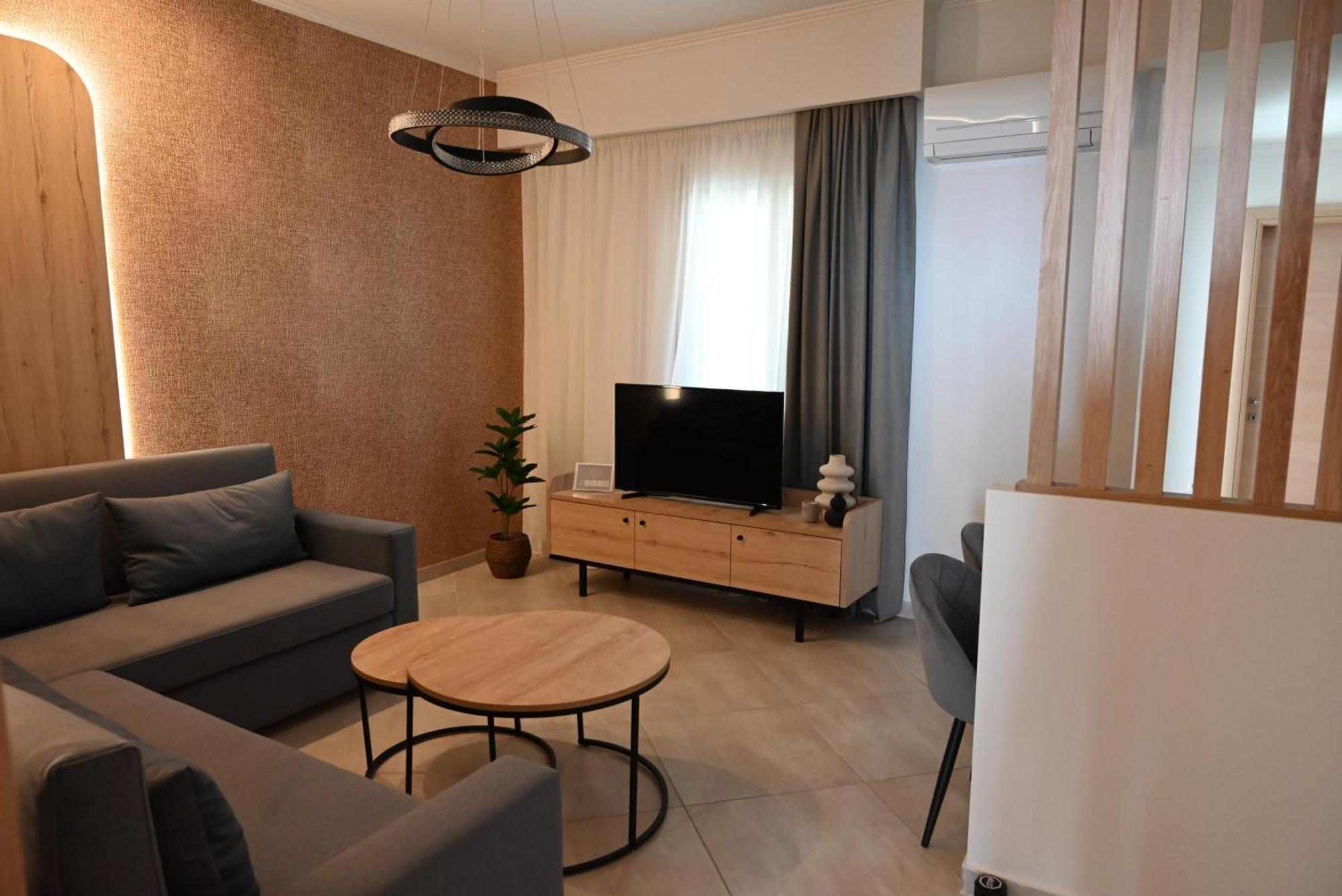 Mouson Luxury Suite With Free Private Parking Kavála ภายนอก รูปภาพ