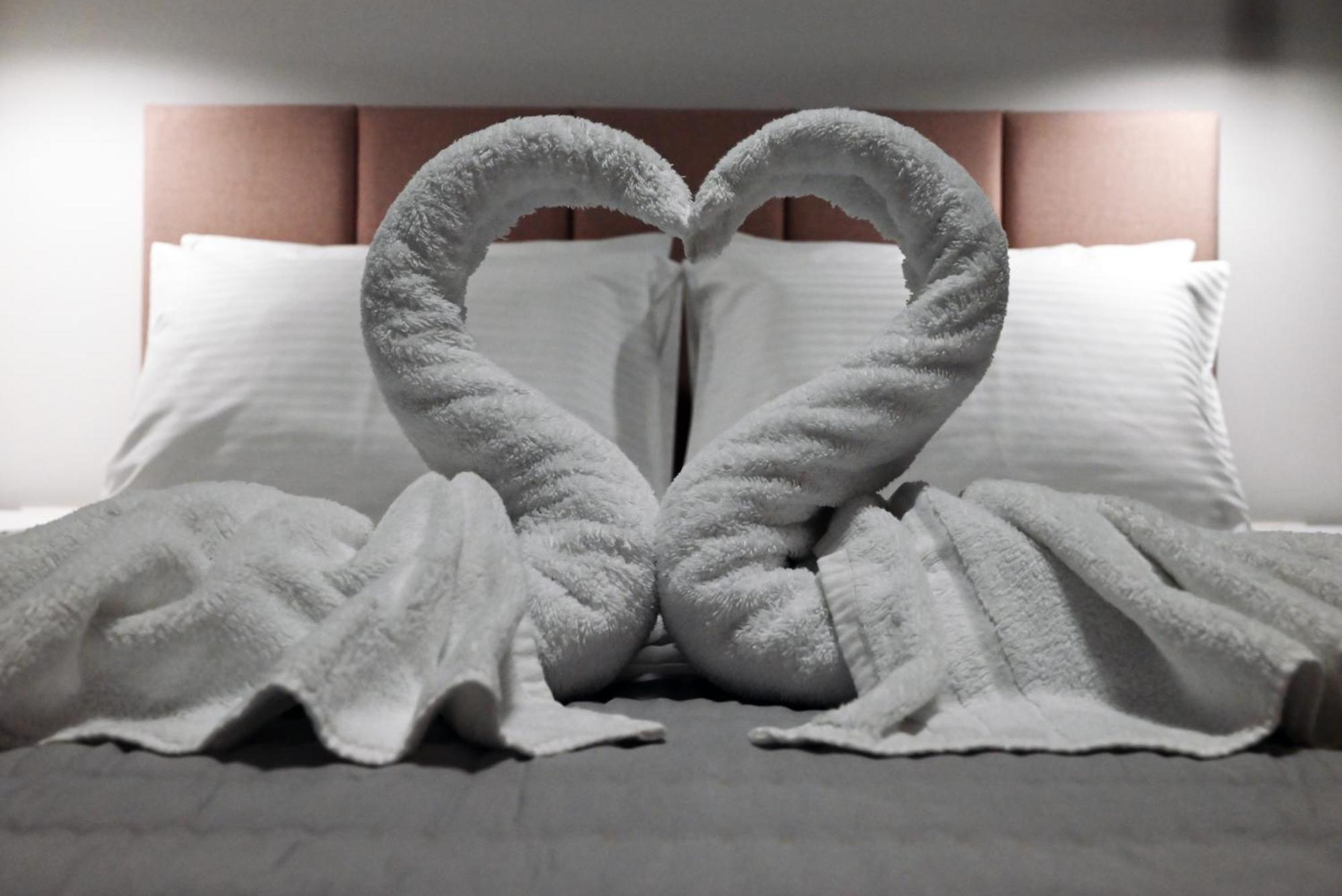 Mouson Luxury Suite With Free Private Parking Kavála ภายนอก รูปภาพ