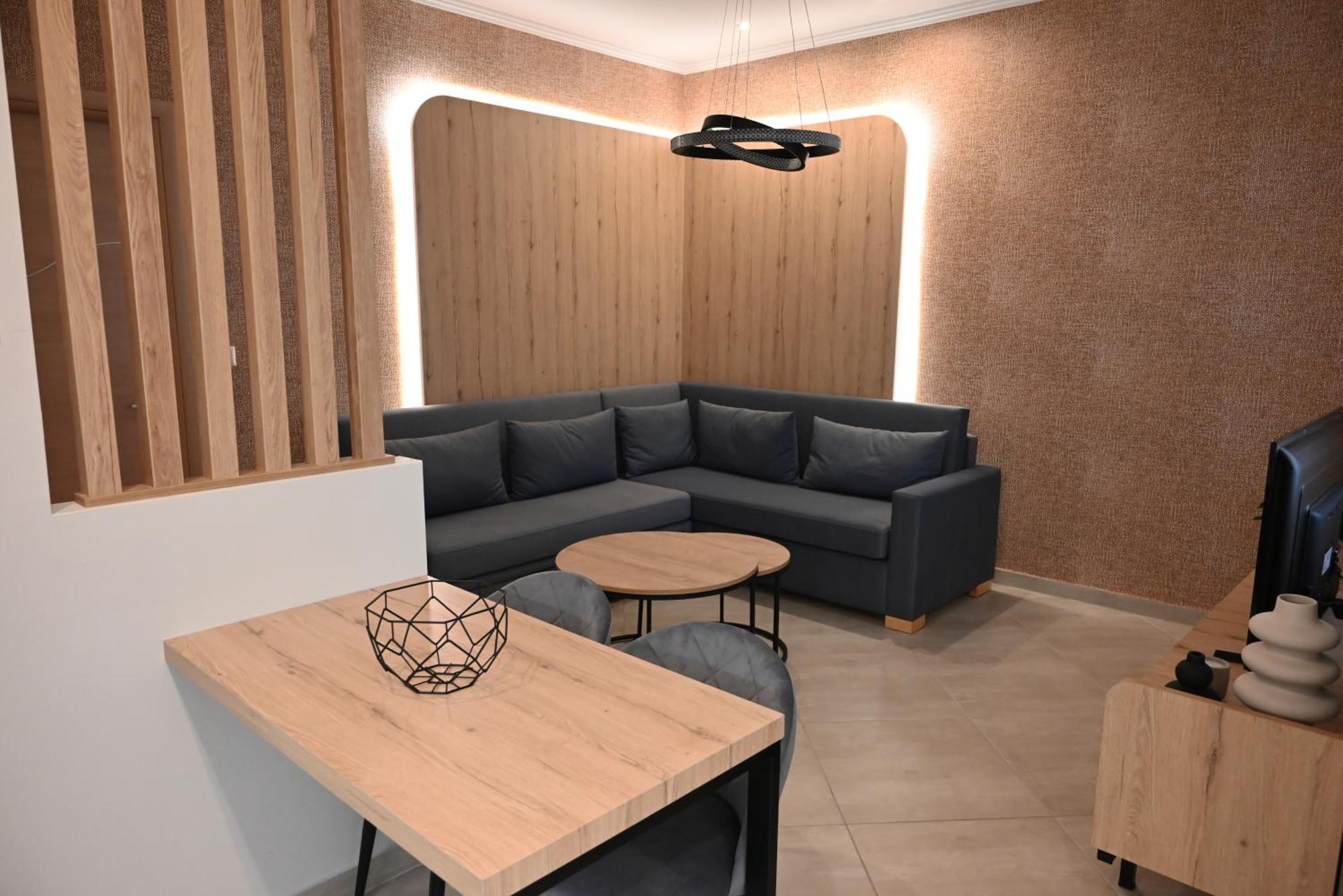 Mouson Luxury Suite With Free Private Parking Kavála ภายนอก รูปภาพ