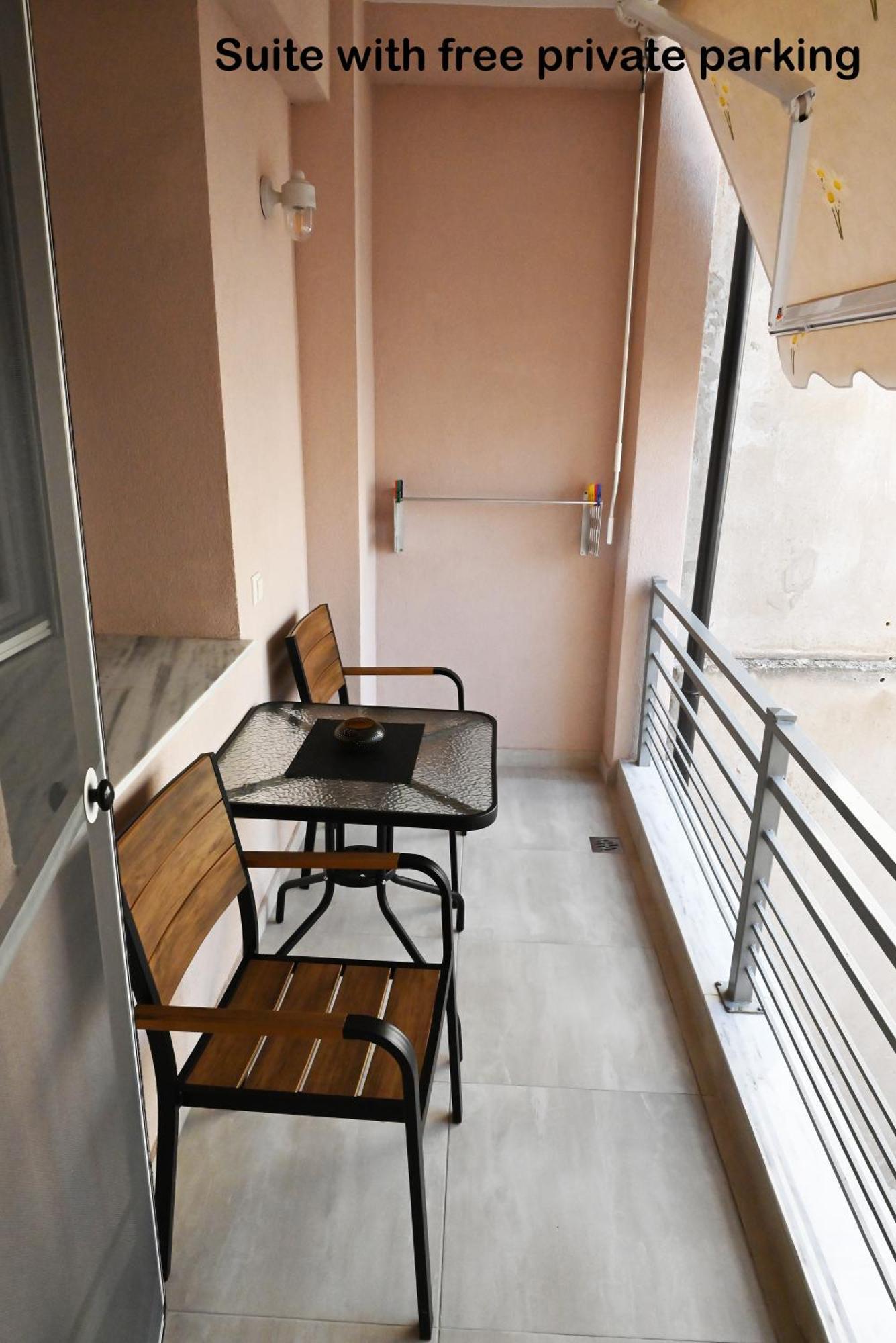 Mouson Luxury Suite With Free Private Parking Kavála ภายนอก รูปภาพ